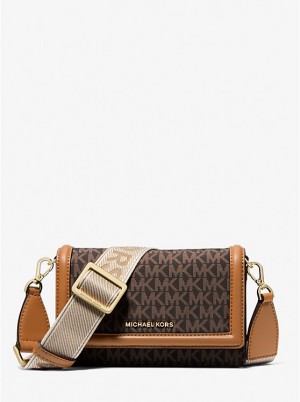 Michael Kors Jet Set Small Logo Print Woven Smartphone Naisten Crossbody Laukku BRN/ACORN | FIAHP1098